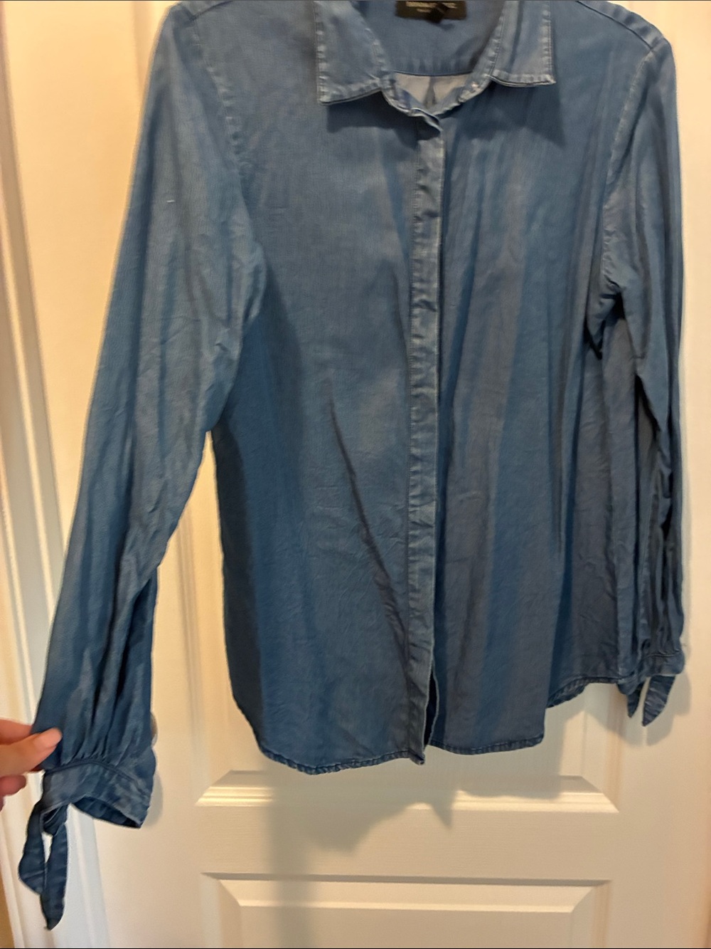 Banana Republic Light Blue Button-Down Shirt